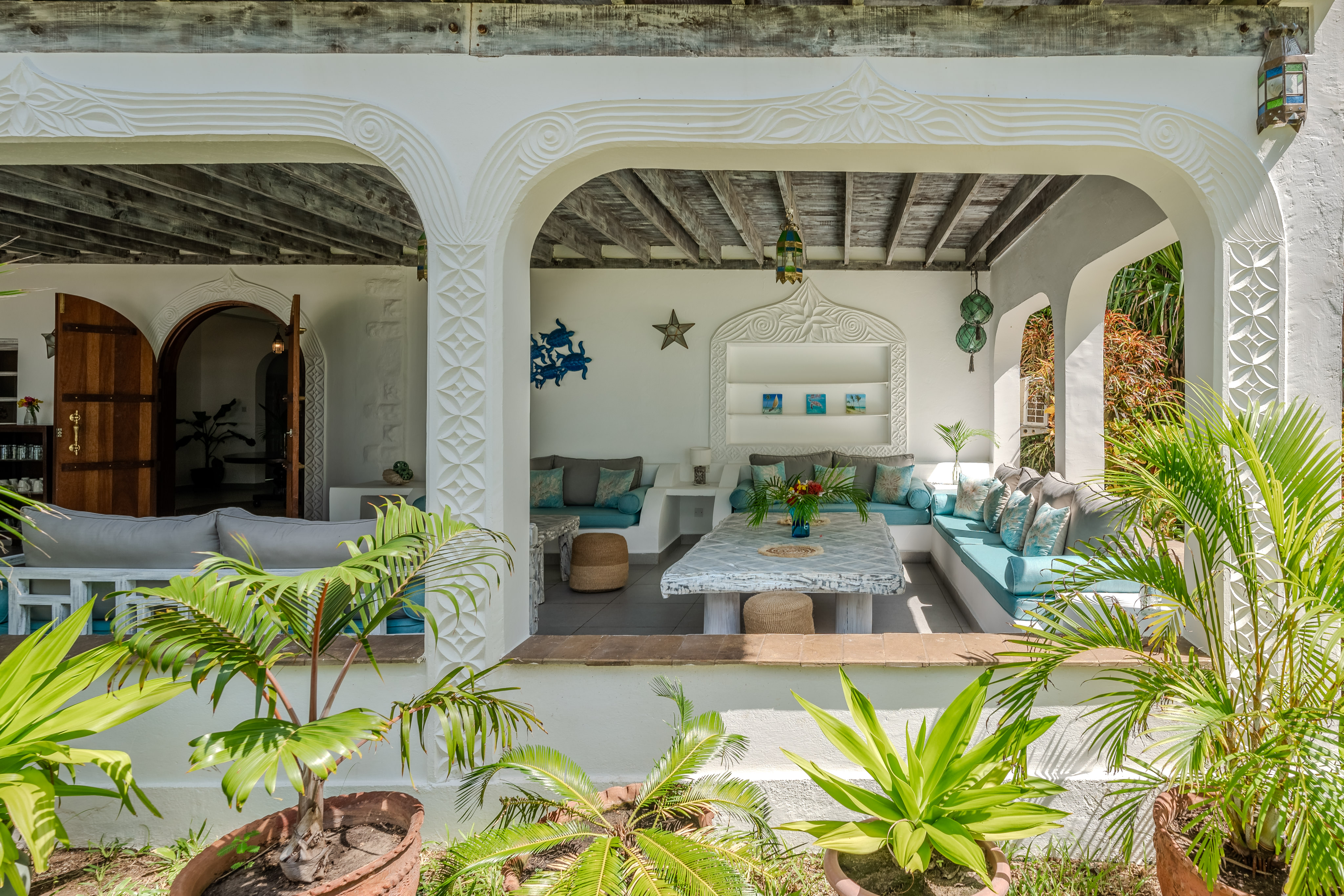 4-BR Exquisite Beach Villa