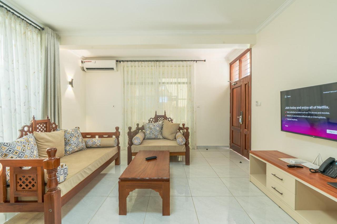 Contemporary Luxe Villas