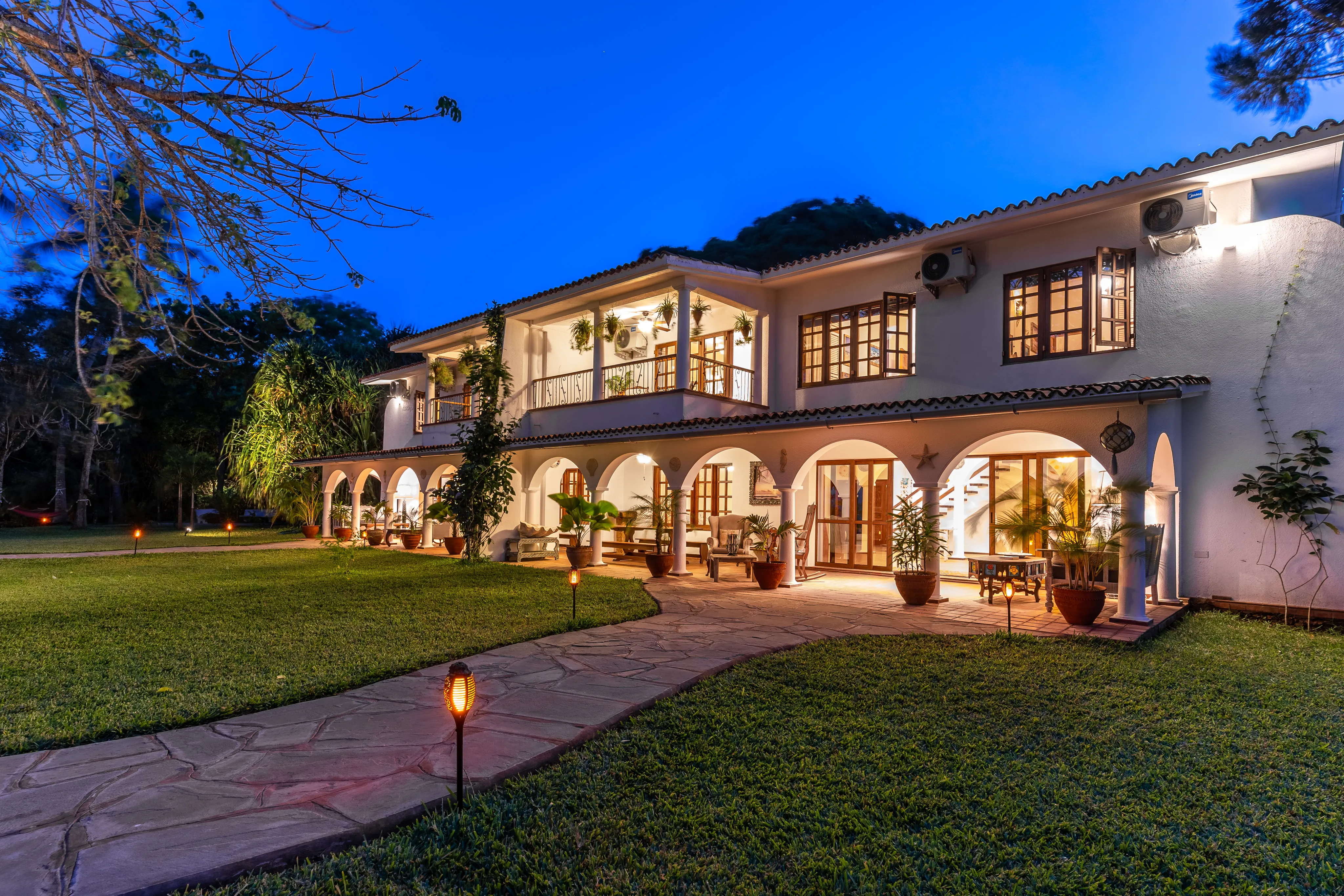 Elegant 8-BR Beach Villa