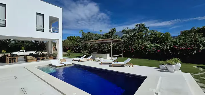 Ultra-Luxury 3-BR Villa